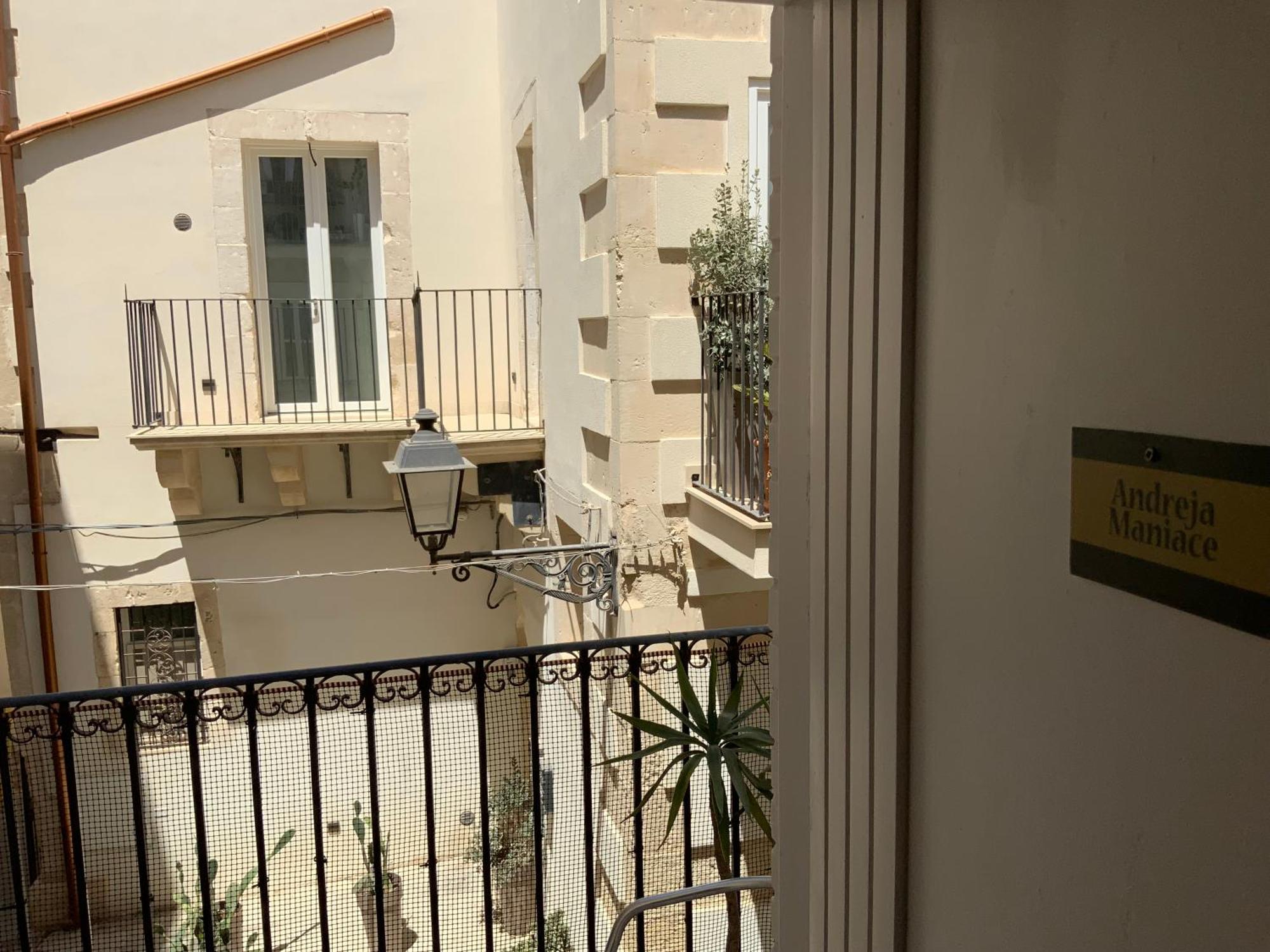 Andreja Maniace Apartment Syracuse Exterior foto